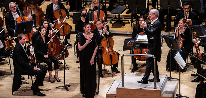 Toronto Symphony Orchestra performing Mahler, conducted by David Robertson (Photo by Stelth Ng)