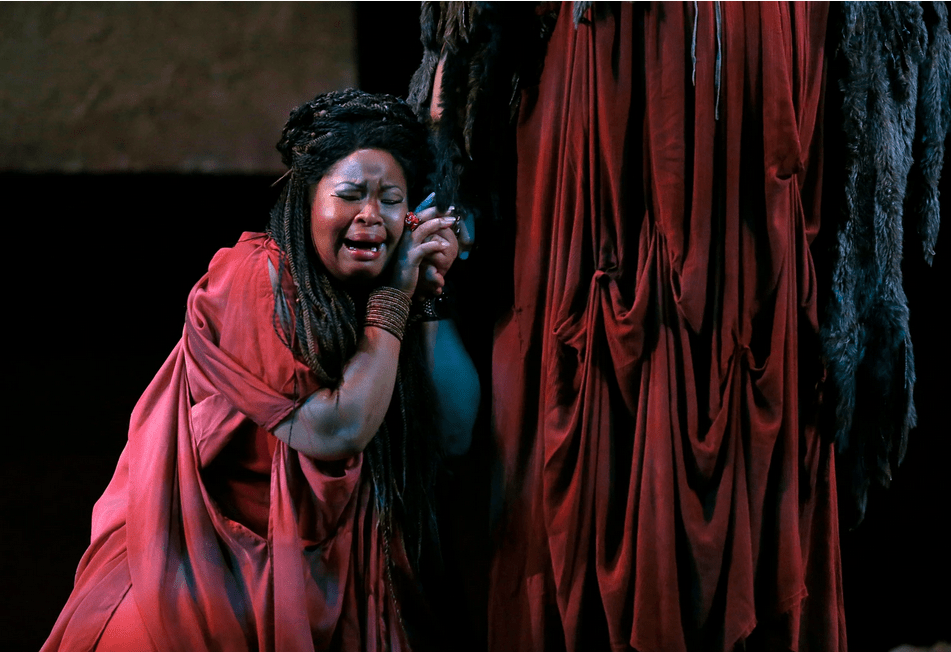 Karen Slack as Aida in performance with Austin Lyric Opera