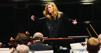 Barbara Hannigan conducts Cleveland Orchestra